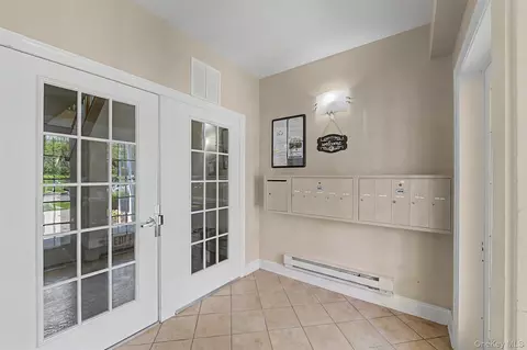Entry Way - 2806 Bennington Dr, Fishkill, NY 12524 photo 1 of 5