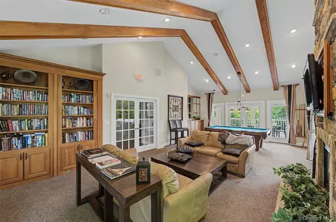 View/Area - 2806 Bennington Dr, Fishkill, NY 12524 photo 1 of 3