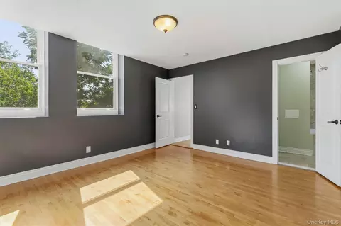 Bedroom - 88 Broadway #PH4, Ossining, NY 10562 photo 5 of 11