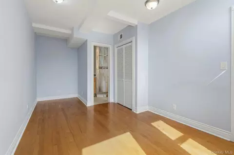 Bedroom - 88 Broadway #PH4, Ossining, NY 10562 photo 9 of 11