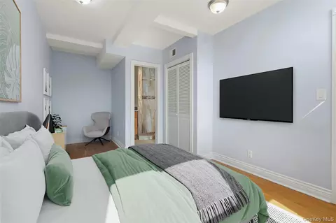 Bedroom - 88 Broadway #PH4, Ossining, NY 10562 photo 8 of 11