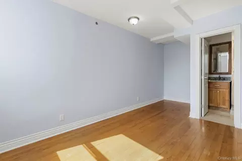 Bedroom - 88 Broadway #PH4, Ossining, NY 10562 photo 7 of 11