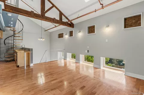 Living - 88 Broadway #PH4, Ossining, NY 10562 photo 4 of 7