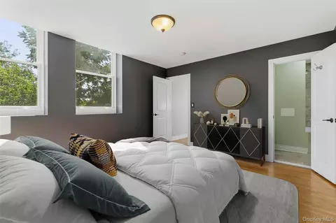 Bedroom - 88 Broadway #PH4, Ossining, NY 10562 photo 4 of 11