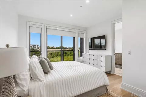 Bedroom - 1 Jagger Ln # A, Westhampton, NY 11977 photo 3 of 5