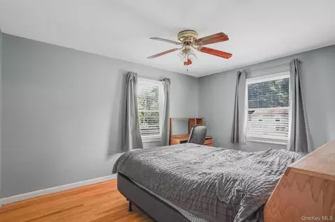 Bedroom - 8 Hampton Rd, Poughkeepsie, NY 12603 photo 2 of 6