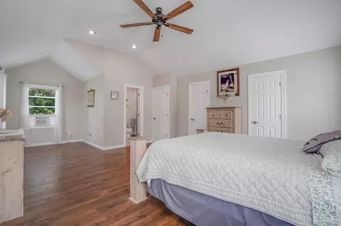 Bedroom - 8 Hampton Rd, Poughkeepsie, NY 12603 photo 5 of 6