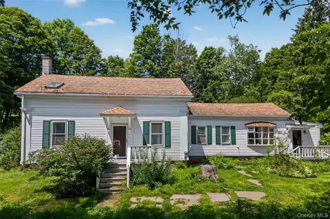 2695 Pomeroy Rd, Treadwell, NY 13846