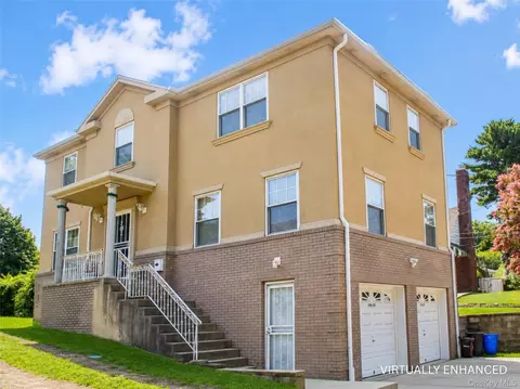 12853 Brookville Blvd, Rosedale, NY 11422