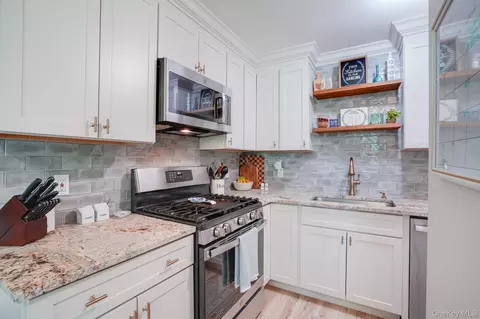 Kitchen - 11 Field Ct #C, Fishkill, NY 12524 photo 1 of 2