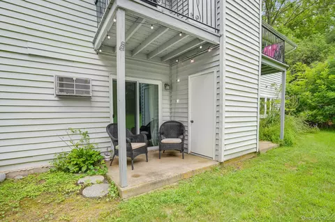 Exterior - 11 Field Ct #C, Fishkill, NY 12524 photo 2 of 4