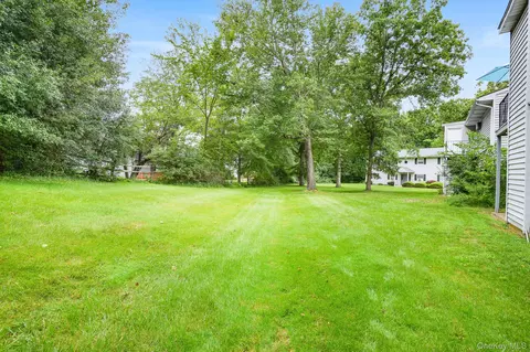 Exterior - 11 Field Ct #C, Fishkill, NY 12524 photo 4 of 4