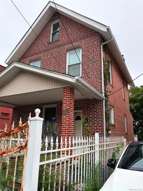4107 Lowerre Pl, New York, NY 10466