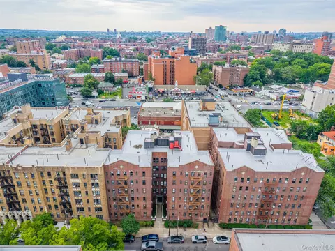 14416 35th Ave #6A, Flushing, NY 11354