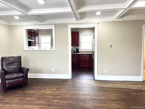 51 N Clinton Ave, Patchogue, NY 11772 photo 3