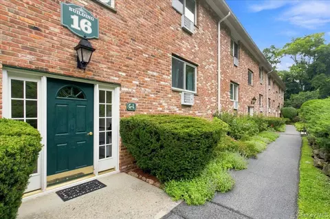 16 Scenic Dr #K, Cortlandt, NY 10520