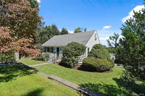 11 Riverview Ave, Greenburgh, NY 10502