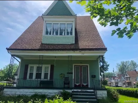 1737 S Park Ave, Buffalo, NY 14220