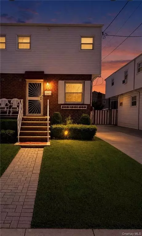 1349 E 103rd St, Brooklyn, NY 11236