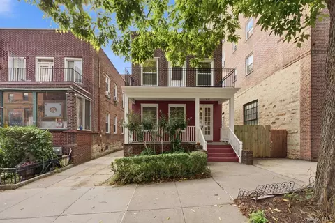 3633 Greystone Ave, New York, NY 10463