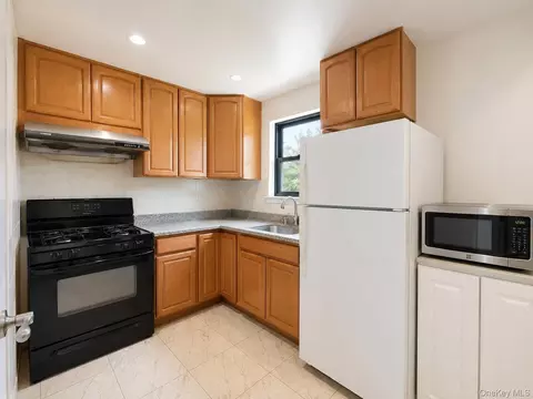 Kitchen - 137-29 68th Dr #A, Flushing, NY 11367 photo 1 of 3
