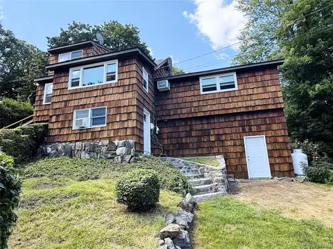 17 Mary Ave, Mahopac, NY 10541