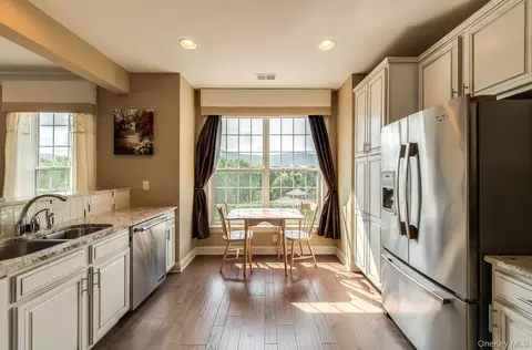 Kitchen - 734 Regency Dr, Fishkill, NY 12524 photo 2 of 6