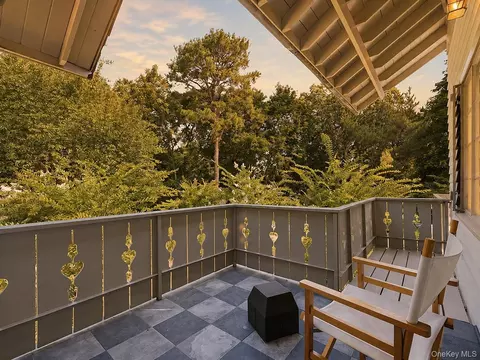 Exterior - Undisclosed, Riverhead, NY 11792 photo 5 of 8