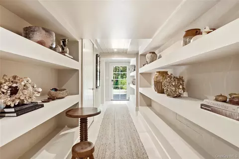 Entry Way - Undisclosed, Riverhead, NY 11792 photo 1 of 3