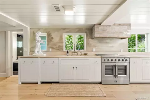 Kitchen - Undisclosed, Riverhead, NY 11792 photo 1 of 1