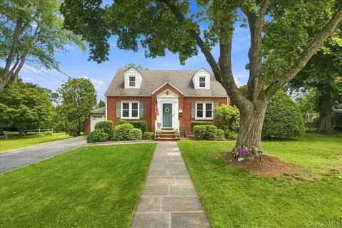 332 Kelly St, Mount Pleasant, NY 10532