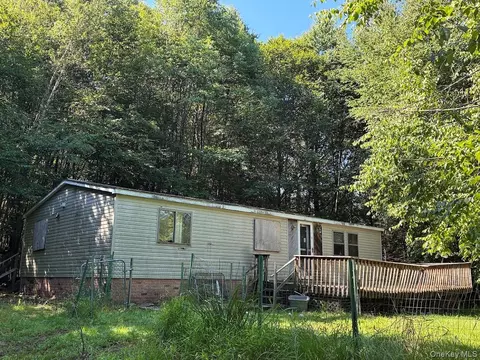 197 Bowers Rd, Hurleyville, NY 12747
