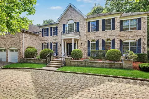 11 Faith Ln, Greenburgh, NY 10502