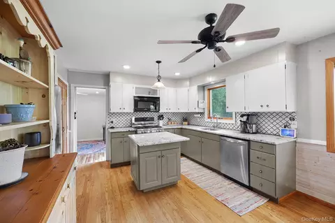 Kitchen - 142 County Route 22, Minisink, NY 10933 photo 2 of 3