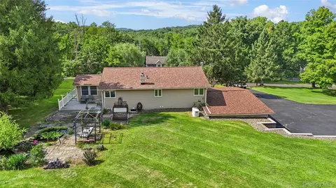 Exterior - 142 County Route 22, Minisink, NY 10933 photo 3 of 10