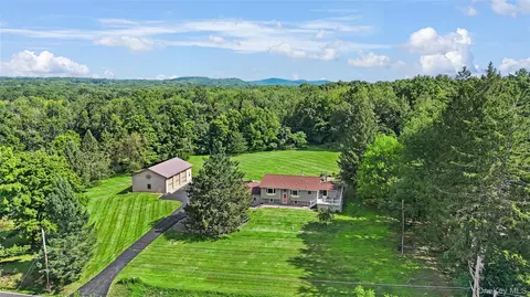 142 County Route 22, Minisink, NY 10933