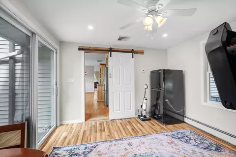 Entry Way - 142 County Route 22, Minisink, NY 10933 photo 2 of 2