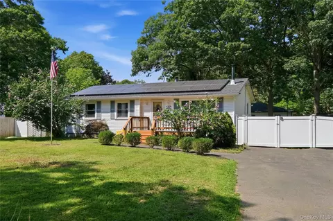 Other - 211 Hampton Ave, Mastic, NY 11950 photo 2 of 8
