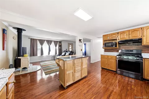 Other - 211 Hampton Ave, Mastic, NY 11950 photo 5 of 8