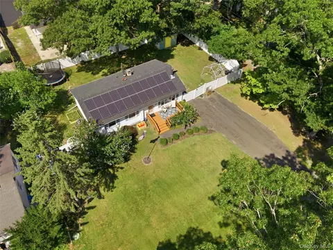 View/Area - 211 Hampton Ave, Mastic, NY 11950 photo 2 of 4