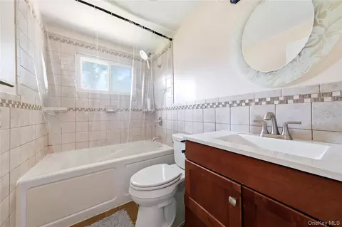 Bath - 211 Hampton Ave, Mastic, NY 11950 photo 1 of 1
