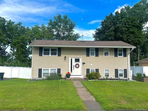 47 Chestnut Oval, Orangetown, NY 10962