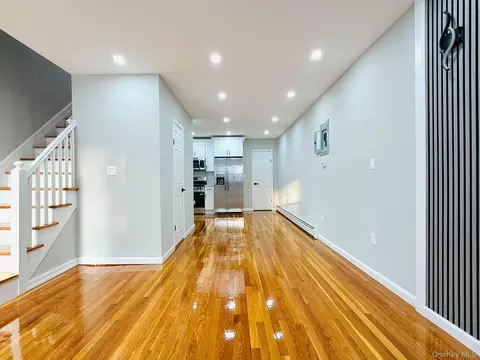 2938 Bouck Ave, New York, NY 10469