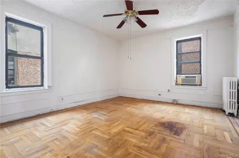 185 E 163rd St #E1, New York, NY 10451 photo 2