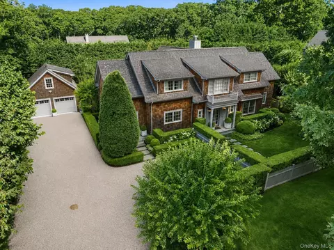 67 Buell Lane Ext, East Hampton, NY 11937