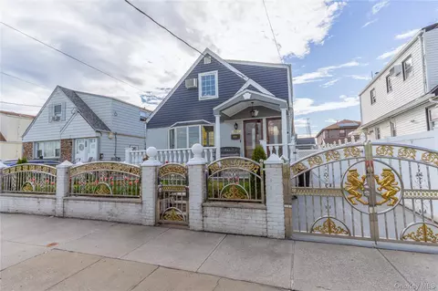 15006 130 St, New York, NY 11420