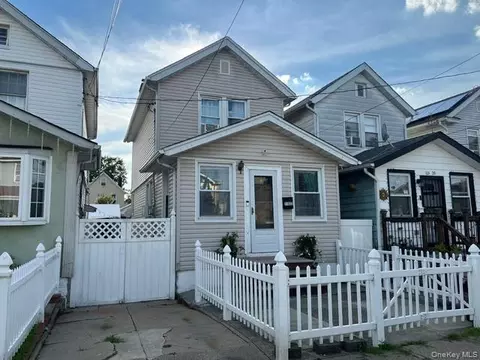 11522 124th St, New York, NY 11420