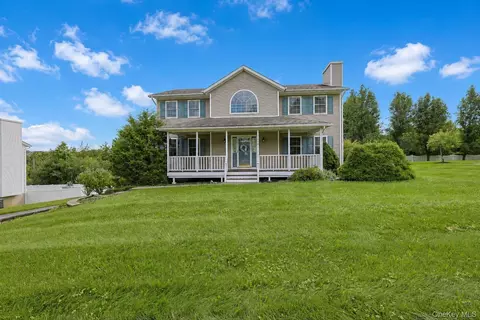 173 Creamery Pond Rd, Chester, NY 10918