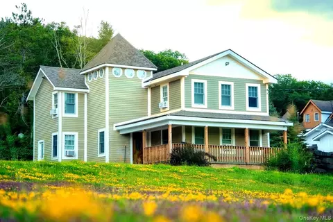 Exterior - 226 State Route 296, Windham, NY 12496 photo 2 of 7