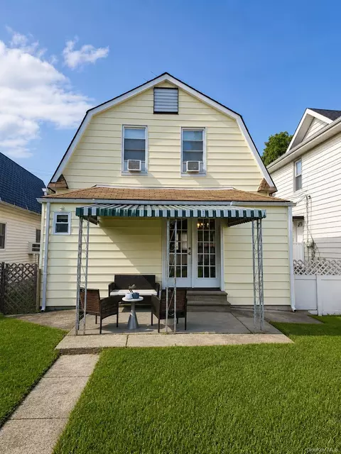 Exterior - 485 5th Ave, Cedarhurst, NY 11516 photo 4 of 4